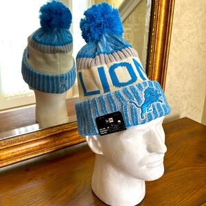 New NFL Detroit Lions New Era on field knit hat with Pom.  One size fits most.